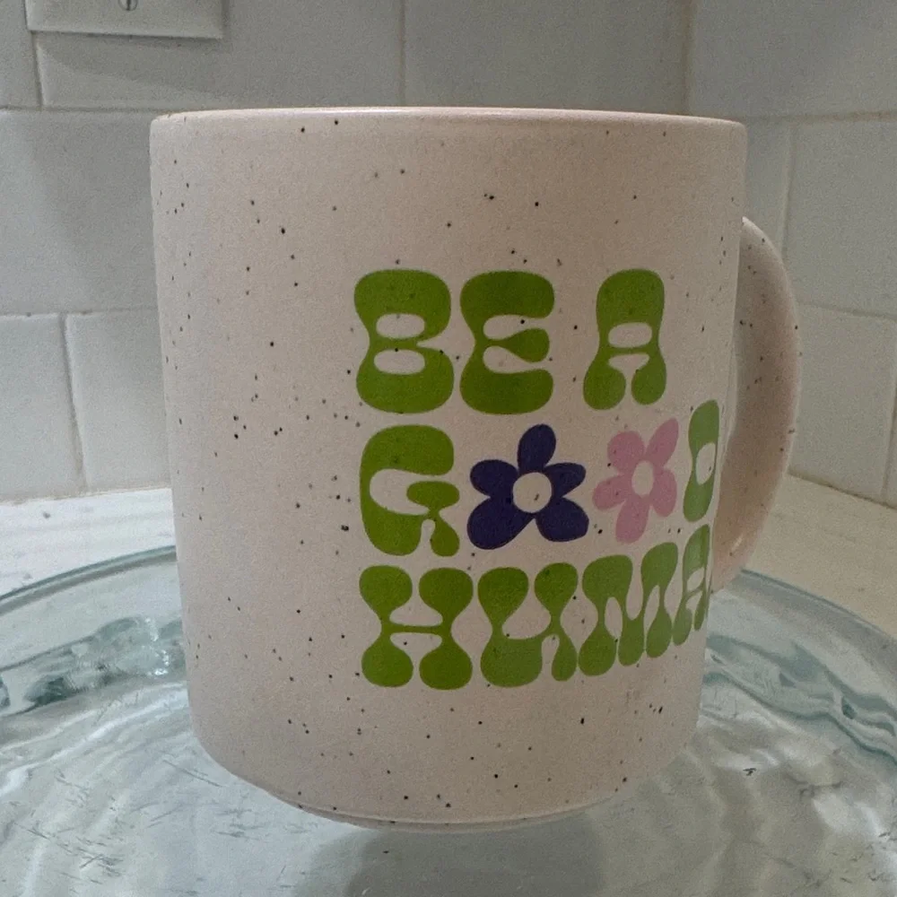 Speckled Ceramic Mug - Be a Good Human - Cream